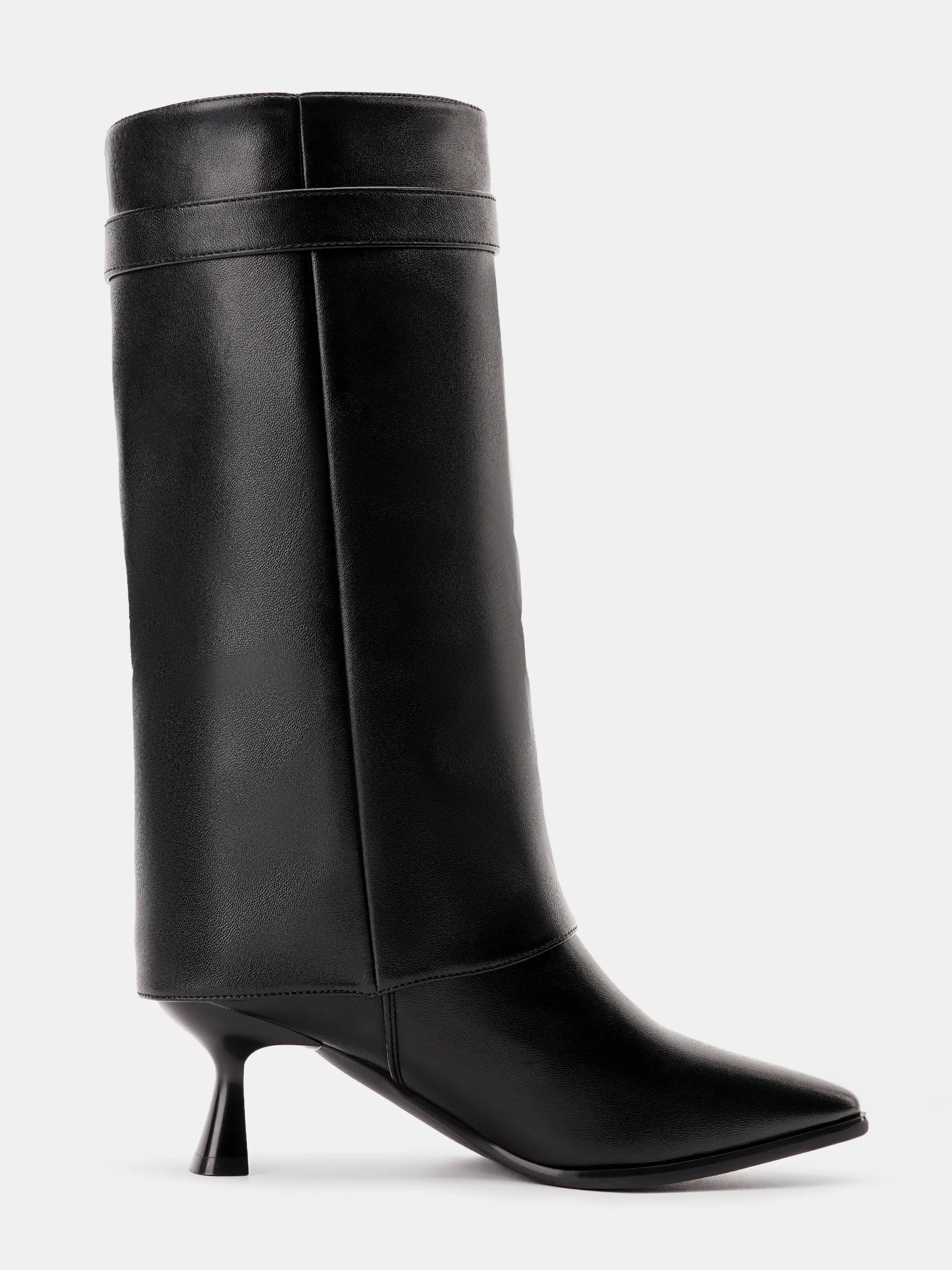 Сапоги на каблуке трубы